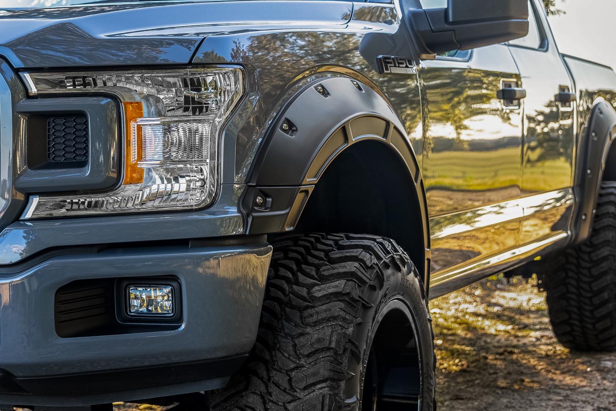 Ford F-150 Fender Flares - Rough Country - Defender - Agate Black - '15-'20